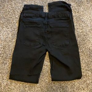 Black skinny jeans Bebe size 26, great condition